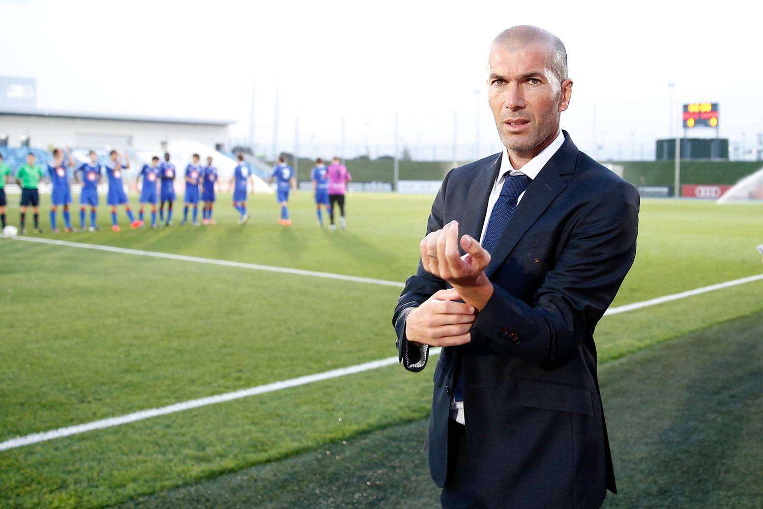 Zidane entraîneur de l OM serait un "suicide" Transfert zidane entraineur de lom serait un suicide