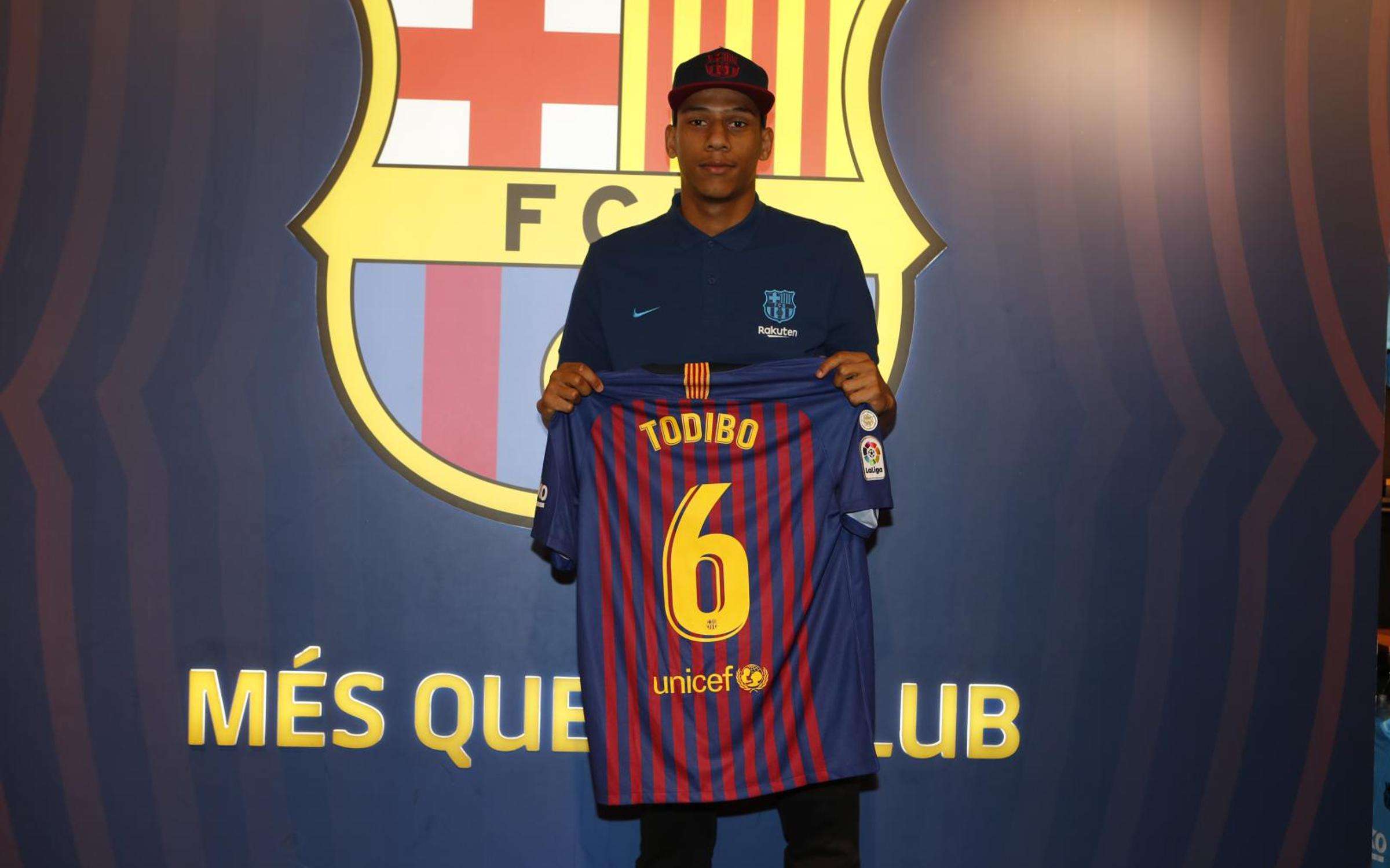 Officiel : Todibo déjà au Barça !
