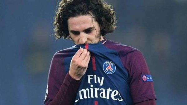 Le Barça aurait abandonné les pistes Rabiot et Pépé