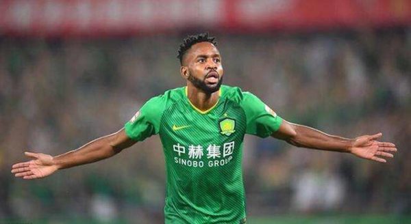 Mercato – Cédric Bakambu était à un pas du FC Barcelone !