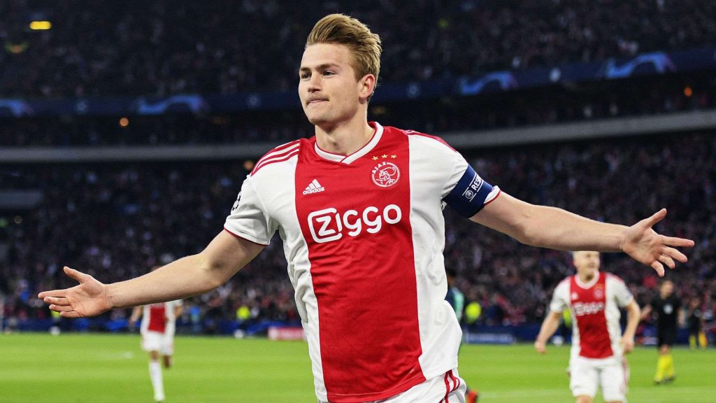 Ajax : Matthijs de Ligt n'a pas encore décidé pour son avenir