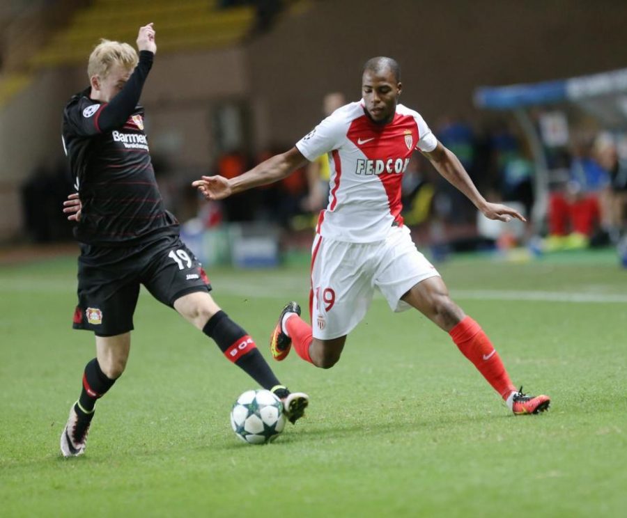 AS Monaco : Djibril Sidibé devrait rejoindre l’Angleterre