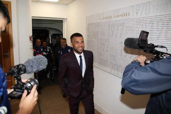 Justice : Dani Alves pourrait (déjà) sortir de prison !