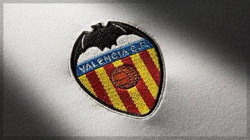 La descente en enfer de Valence : La relégation plane sur le club emblématique de La Liga