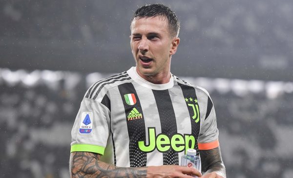 FC Barcelone : Bernardeschi toujours suivi, mais…