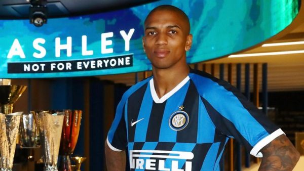Officiel : Ashley Young débarque à l’Inter Milan