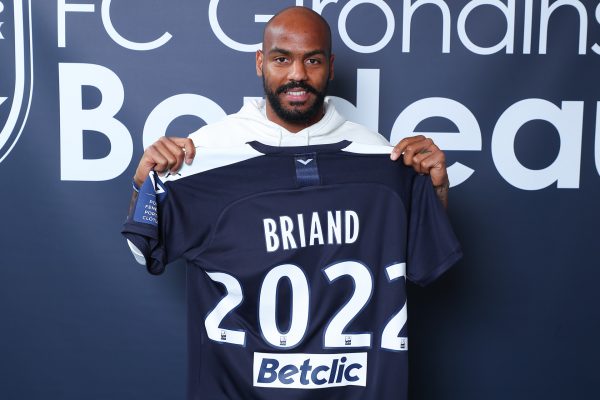 Officiel : Jimmy Briand prolonge jusqu’en 2022 avec Bordeaux !
