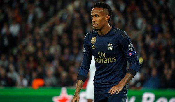 Arsenal vise un défenseur du Real Madrid