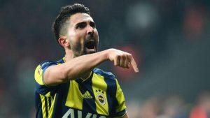 Leicester City : un international turc pour renforcer la défense ?