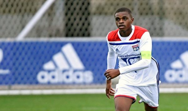 OL : Pierre Kalulu ciblé par un cador allemand
