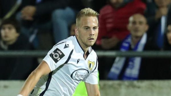 Le FC Porto pense à Uros Racic