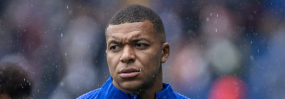 Le conflit entre Kylian Mbappé et KFC sur les droits d’image