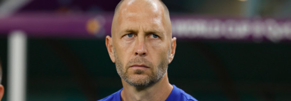 Gregg Berhalter veut rester sélectionneur des États-Unis malgré la polémique sur les violences conjugales