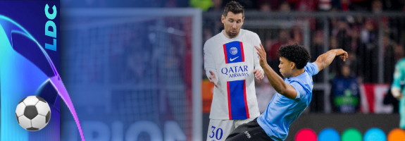 Un envahisseur de terrain a failli se heurter à Messi