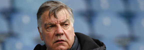 Un ancien sélectionneur de l’Angleterre pourrait prendre en charge Leeds United