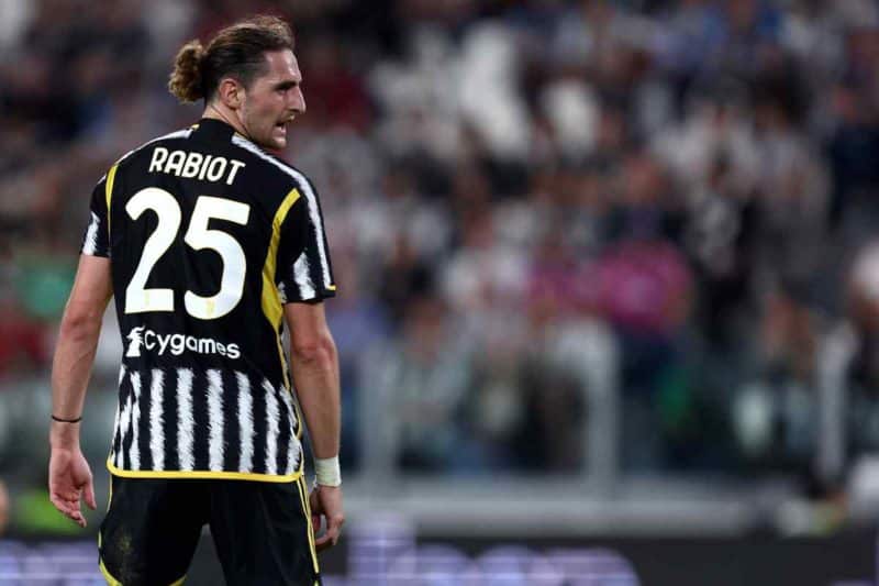 Juventus : Adrien Rabiot toujours courtisé en Angleterre