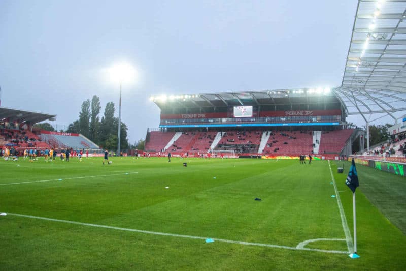 DFCO ©️IMAGO / PanoramiC