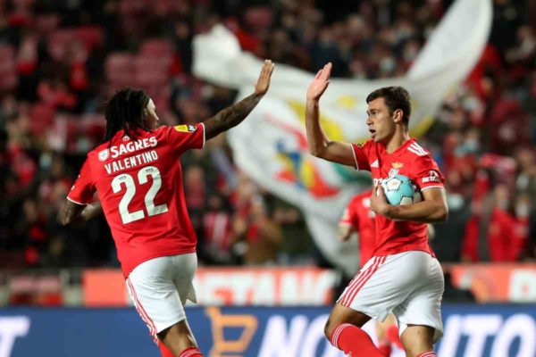 Qui est le Portugais qui remplacera Georges Mikautadze au FC Metz ?