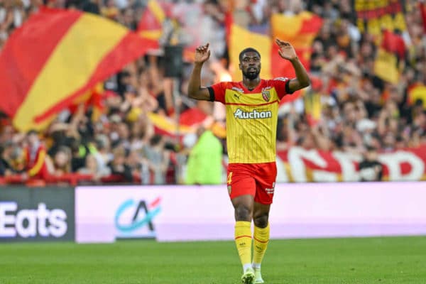 RC Lens : prolongation de contrat pour le défenseur de l’année en Ligue 1 ?