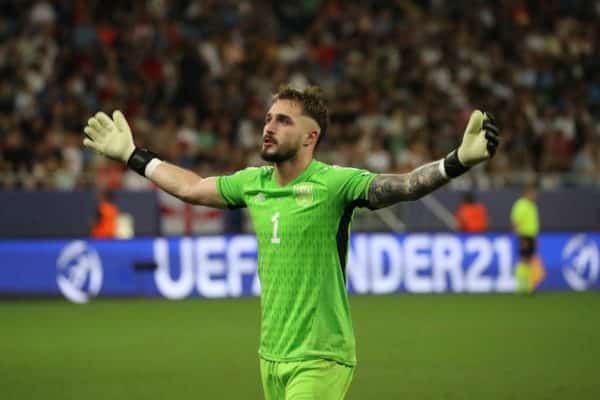 PSG : c’est officiel pour Arnau Tenas