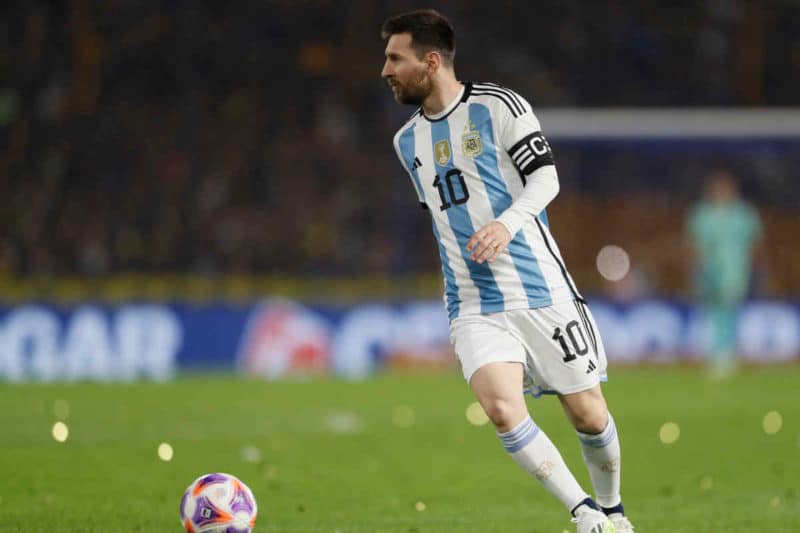 Le salaire de Lionel Messi dévoilé ©️IMAGO / 