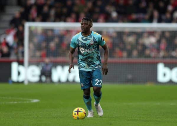 Monaco devancé par Fulham pour Mohammed Salisu