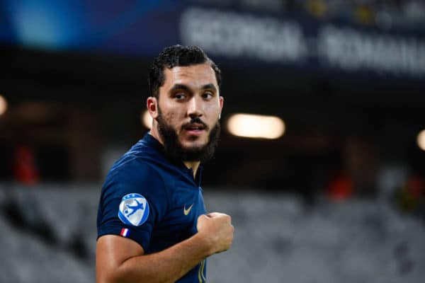 Manchester United & Newcastle s’interessent à Rayan Cherki (OL)