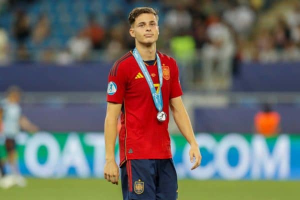 Manchester City coche le nom de Rodrigo Riquelme