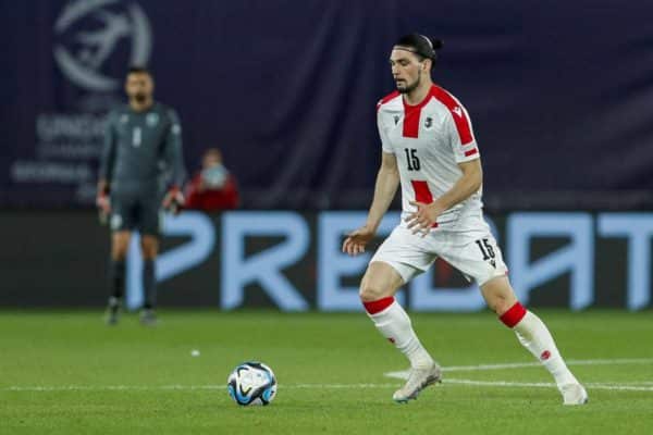 L’OL active la piste Saba Sazonov