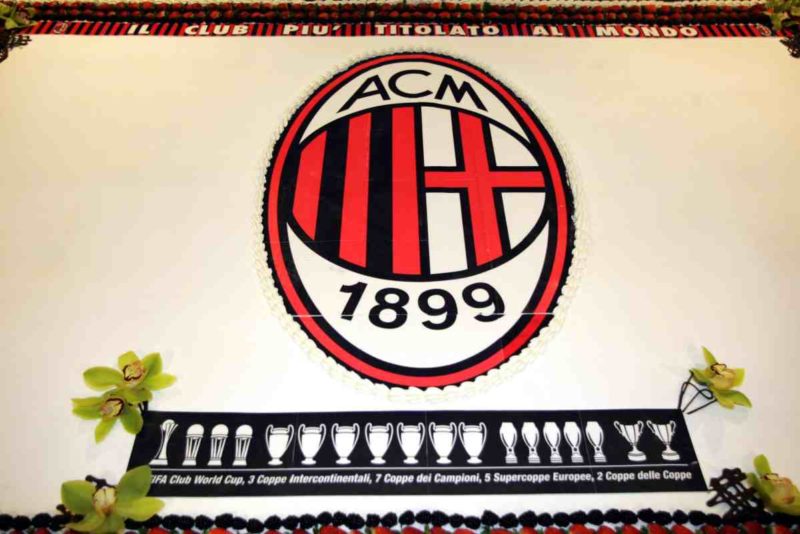 Le Milan AC annonce la signature de Simone Lontani