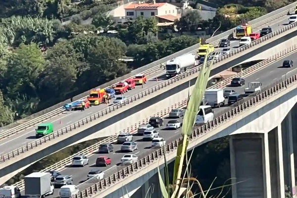 Un joueur de l’OGC Nice a tenté de se jeter d’un pont