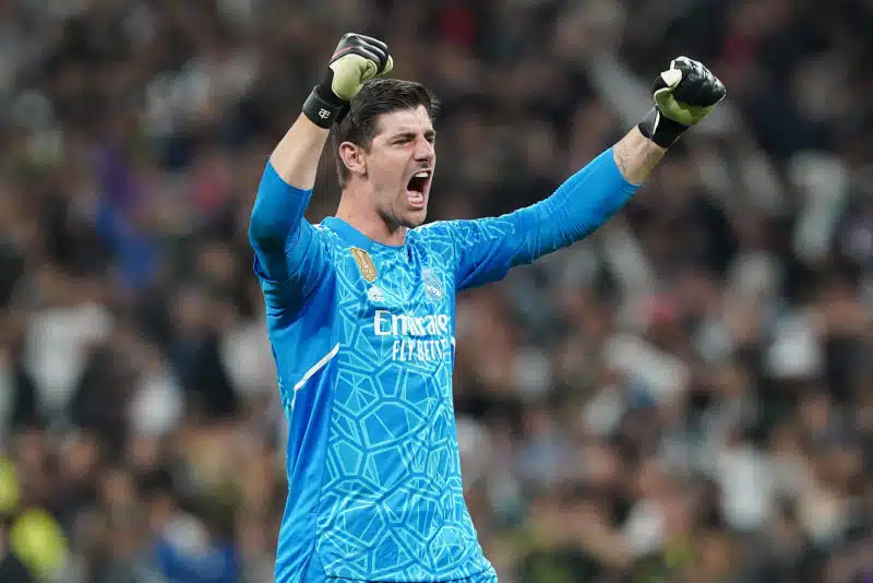 Thibaut Courtois - top 10 des salaires du Real Madrid Thibaut Courtois lors d'un seizième de finale de Champions League en mars 2023. ©Imago/Alterphotos