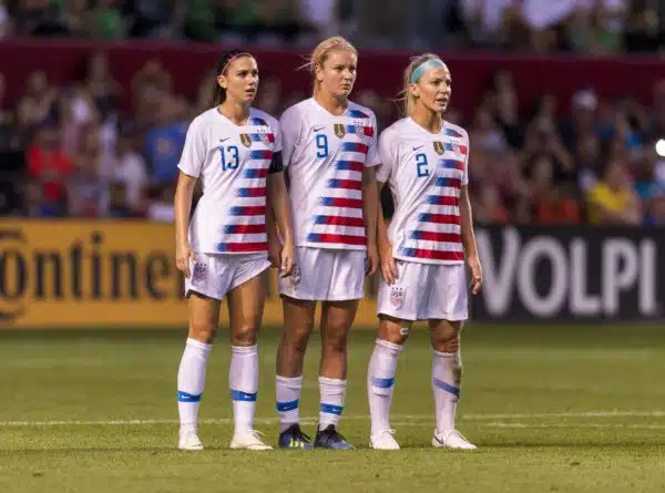 Le Top 10 des joueuses les mieux payés au monde en 2023 – les salaires du foot féminin