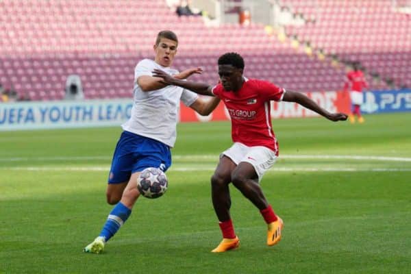 Tottenham s’offre la pépite croate Luka Vuskovic