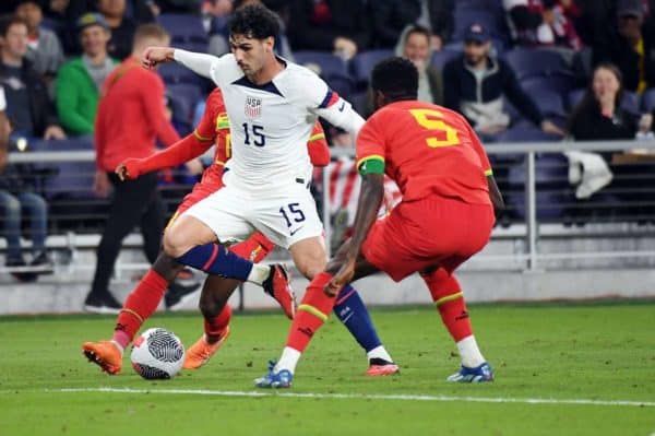 Le Betis lorgne sur Cardoso