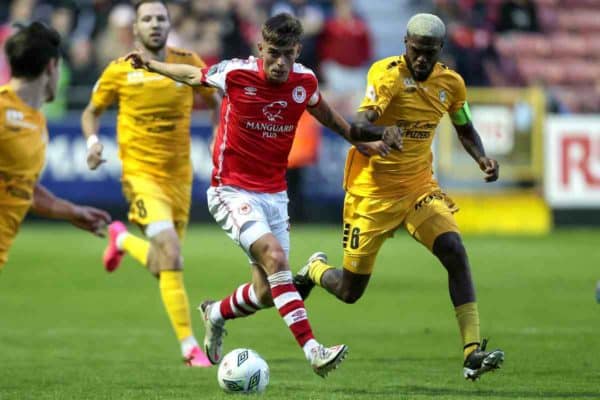 Manchester City et Crystal Palace visent un jeune talent irlandais