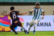 Leverkusen et Brighton prêts à se défier pour une pépite argentine