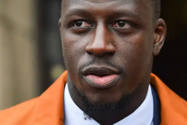 Benjamin Mendy réclame plusieurs millions à Manchester City