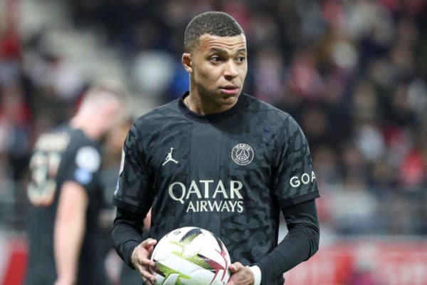PSG : un nouveau pas vers le départ de Mbappé?