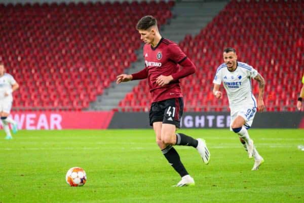 Le Milan AC se penche sur le prometteur Martin Vitik