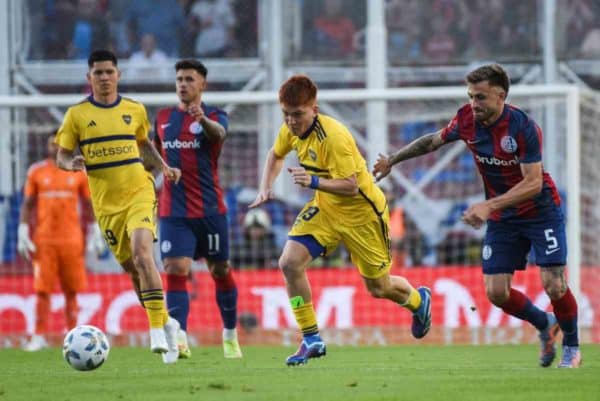 Manchester City : Valentin Barco recruté puis prêté chez les Foxes ?