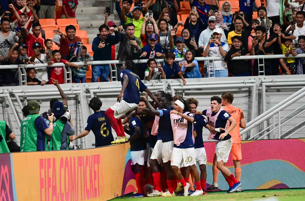 Comment faire progresser rapidement ses jeunes joueurs sur FM24