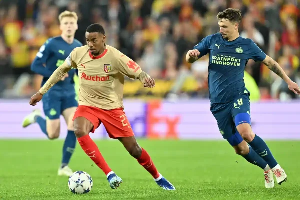 PSV Eindhoven – RC Lens : découvrez où regarder le match et les compositions probables