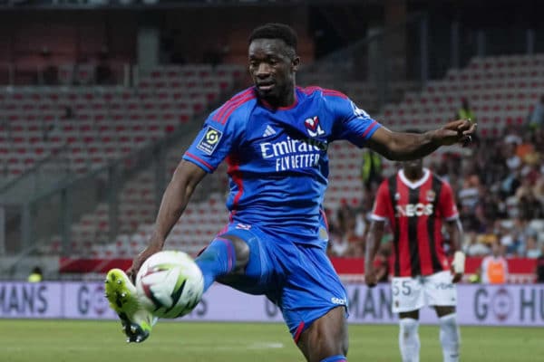 Lyon : prix fixé pour un défenseur de 22 ans !