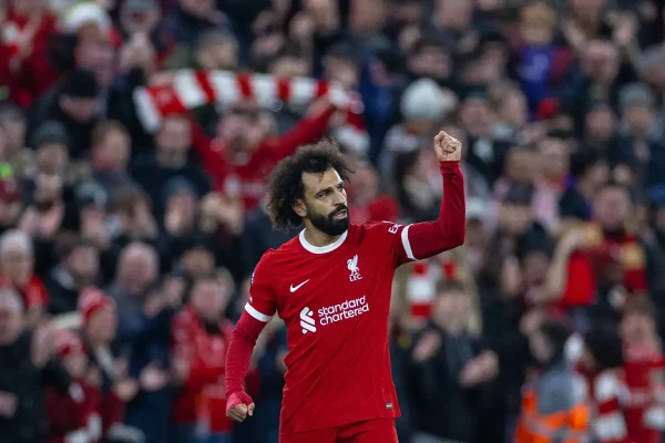 Mohamed Salah rejoint les icônes de la Premier League !