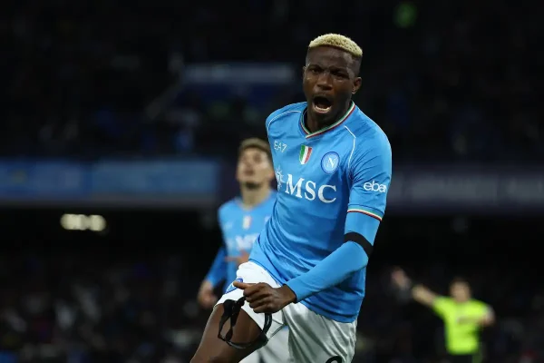 Osimhen, le maître des buts, scelle son destin à Naples Jusqu’en 2026