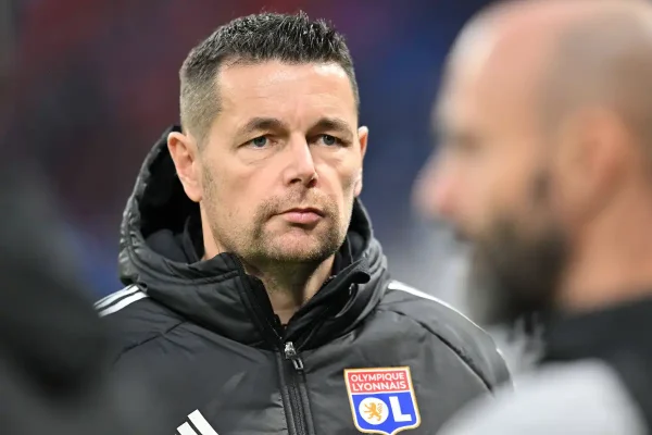 Pierre Sage a choisi son gardien