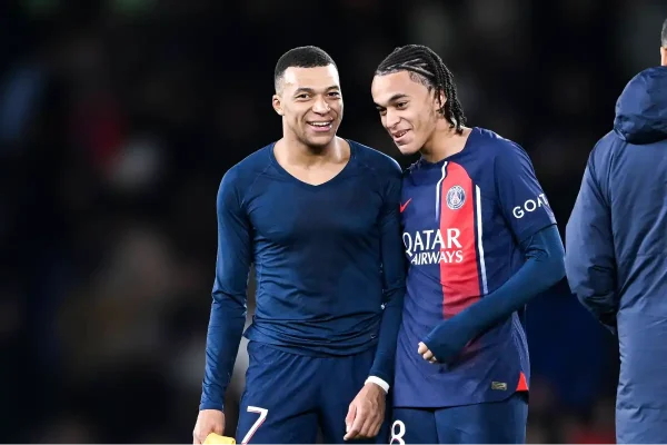Ethan Mbappé offre le plus beau cadeau d'anniversaire à son frère !