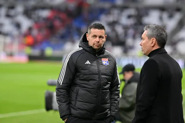 Lyon : Pierre Sage conservé jusqu’à la trêve hivernale