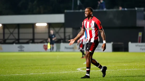 Arsenal prêt à mettre 115 millions d’euros pour un attaquant anglais